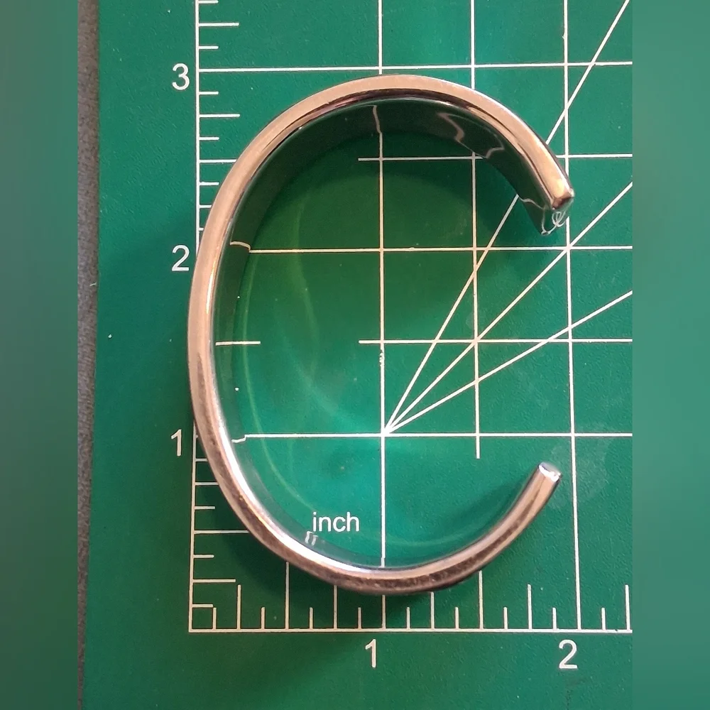 Sleek Mother of Pearl Cuff Bracelet